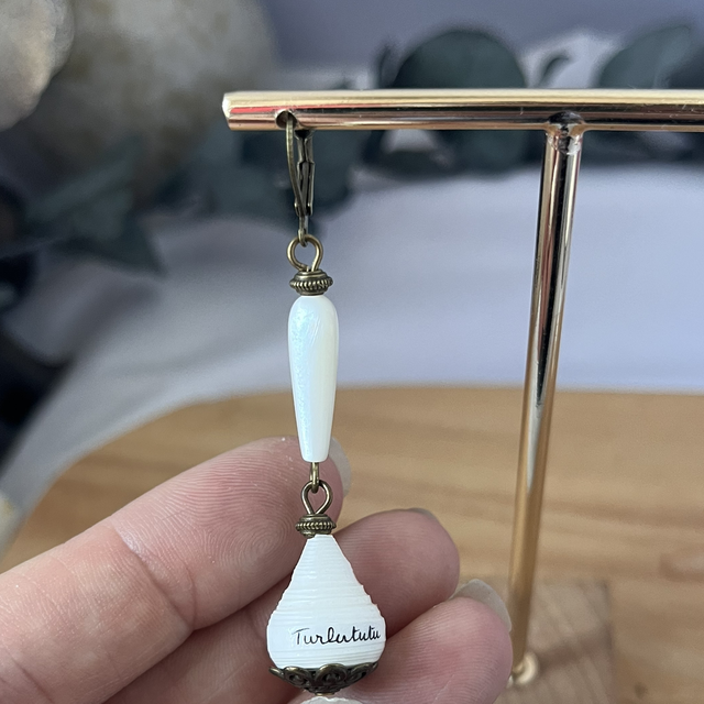 « Turlututu Chapeau pointu »