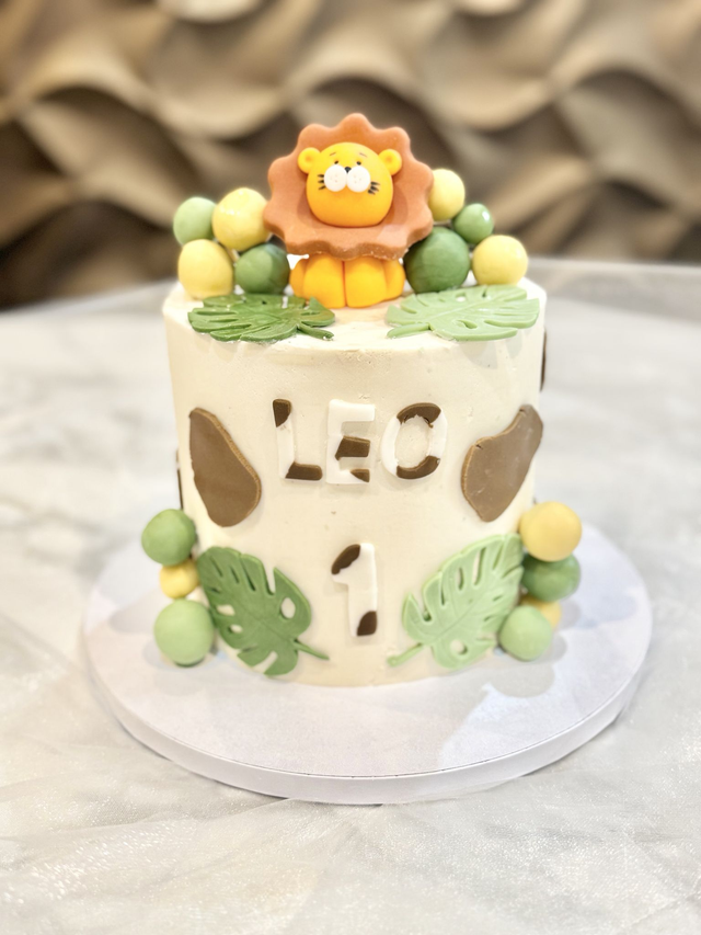 Lion Safari Birthday Cake