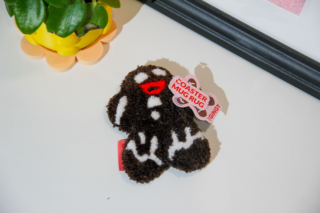 TheGINGY - Ginger Bread Man Christmas Mug Rug Drink Coaster Christmas Gift Funny Cute