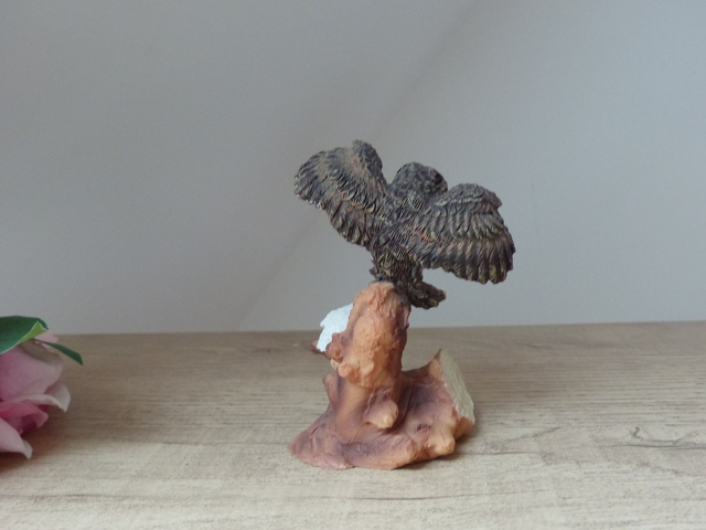 Figurine vintage en résine – La chouette et son petit dans le nid, sculpture peinte à la main