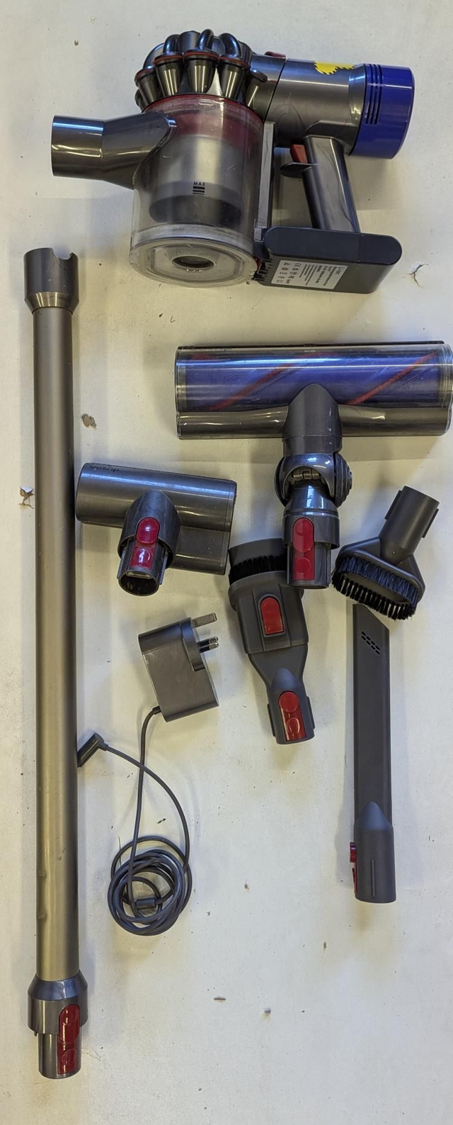 Dyson V7 animal cordless #38