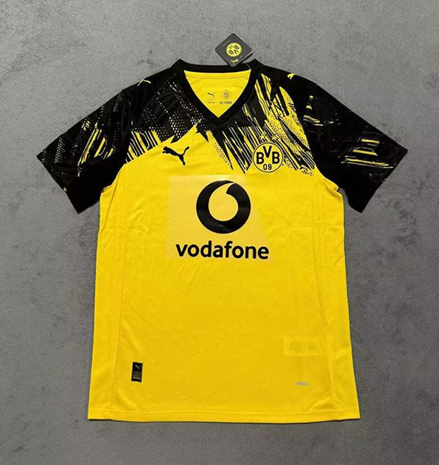 Camiseta 1º Borussia Dortmund - Versión Fan - 25-26