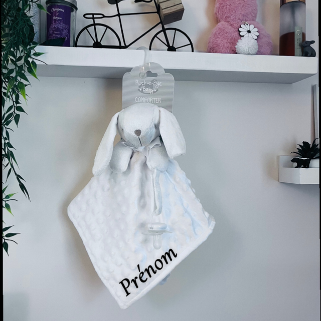 Doudou Millky attache tétine 