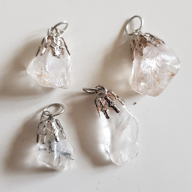 Quartz Tourmaline / pierre semi-précieuse