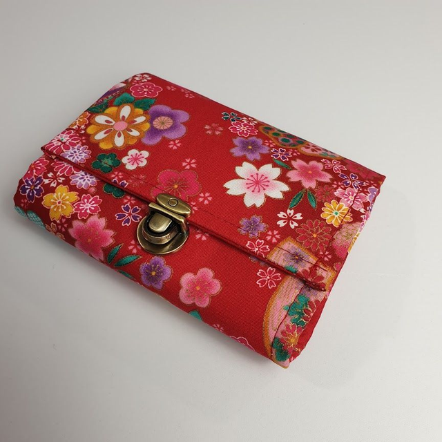 Portefeuille court Ă fermoir "Miya" rouge