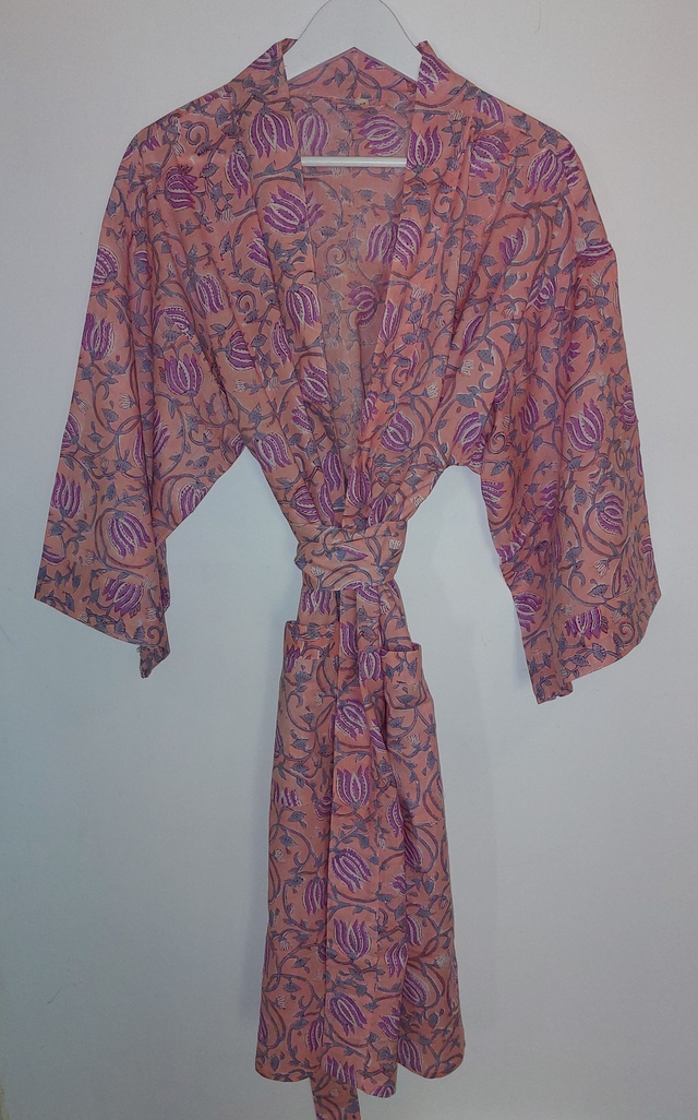 Robe kimono en coton, peignoir, robe de chambre, imprimé à la main, motif floral pourpre, rose orangé et gris, L.100cm 