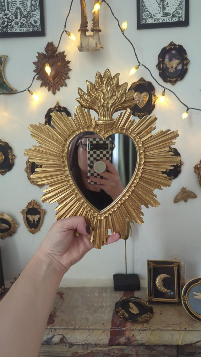 Miroir doré ex-voto