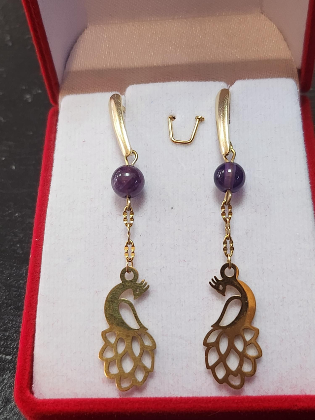 Boucle paon avec écrin 