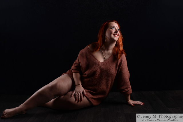 Carte cadeau Séance photo "Boudoir M" - shooting de 1h à 1h30, 10 photos au choix envoyées en téléchargement et remises sur tirages 10x15cm