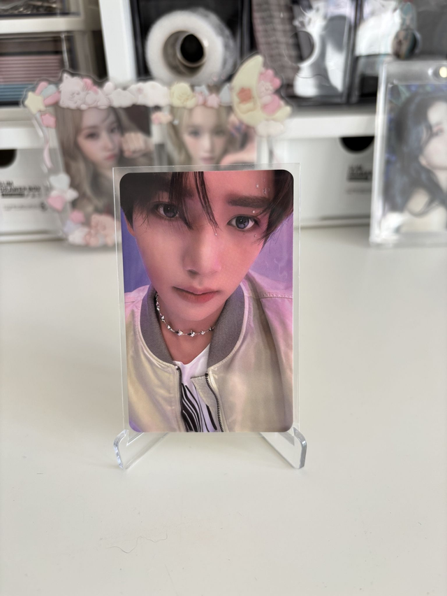 PC OFFICIEL DE HANYUJIN DE ZB1