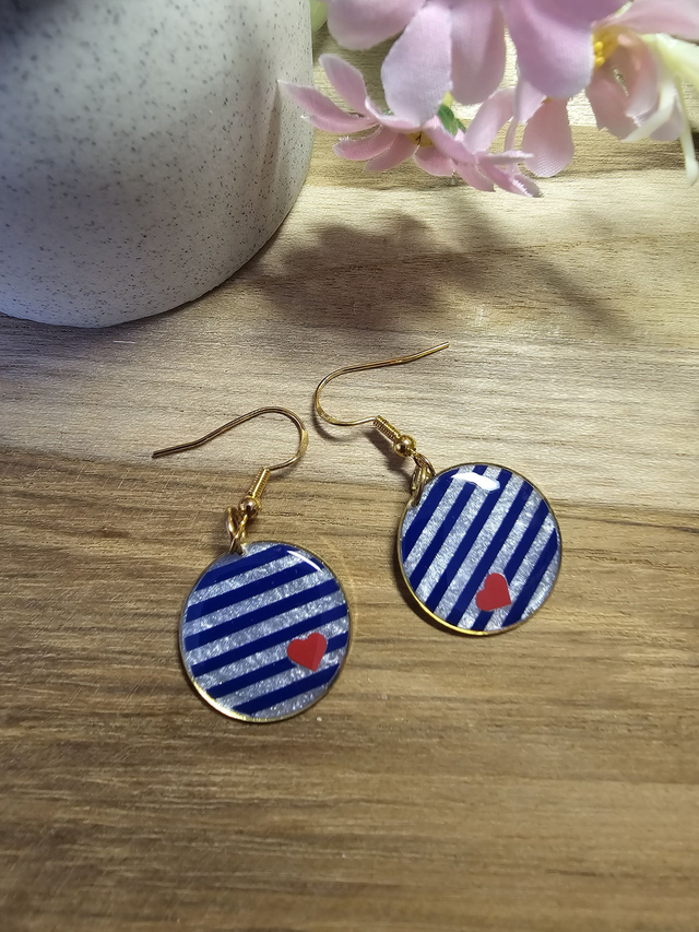 Boucles d'oreilles 20mm OR -"Un Cœur à la Mer" — L'élégance au rythme des vagues-bleu coeur rouge