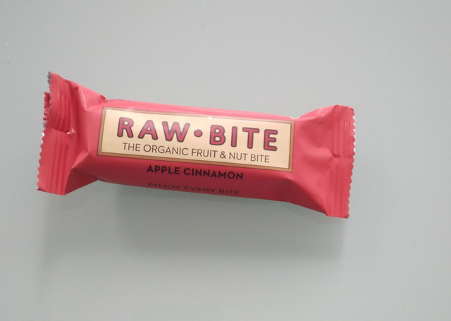 Raw Bite  Pomme Cannelle     50 G