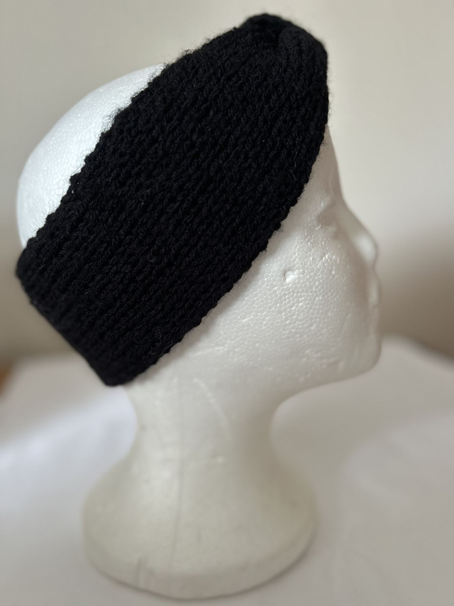 7066a  ladies ear warmers, black