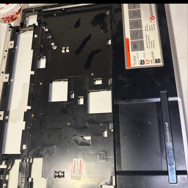 1074-Packard Bell EasyNote TJ71 Obergehäuse Palmrest Topcase – Ersatzteil Schwarz / Silber