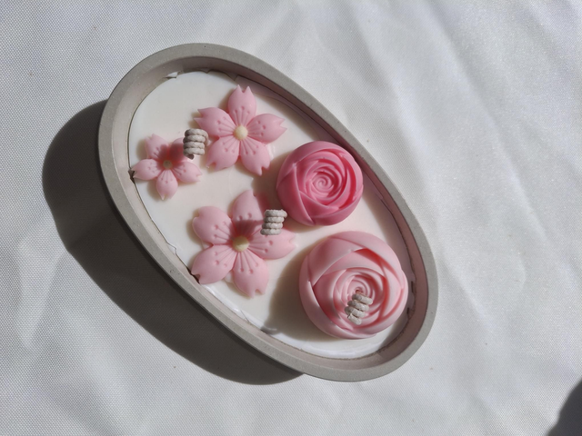 Sakura und Stein Kerze im Betonefäß 