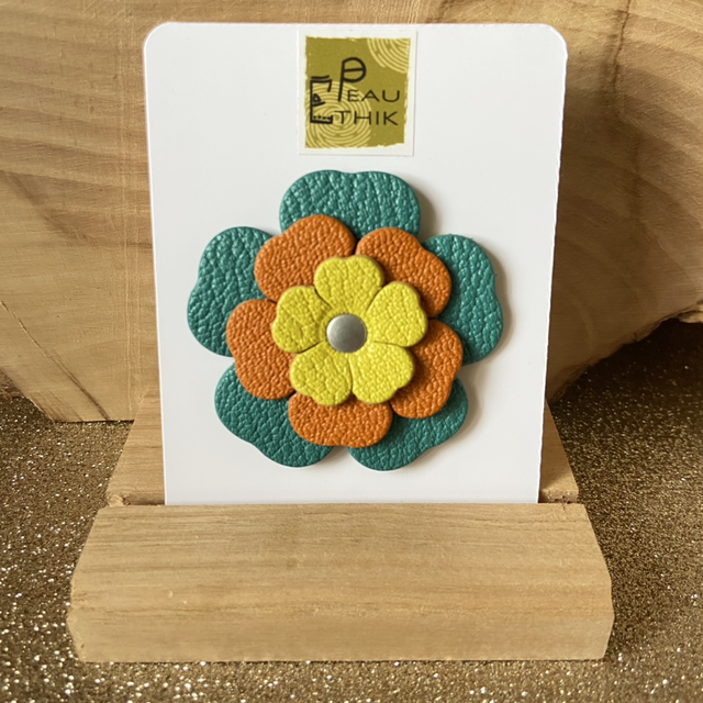 Broche fleur 5,5cm