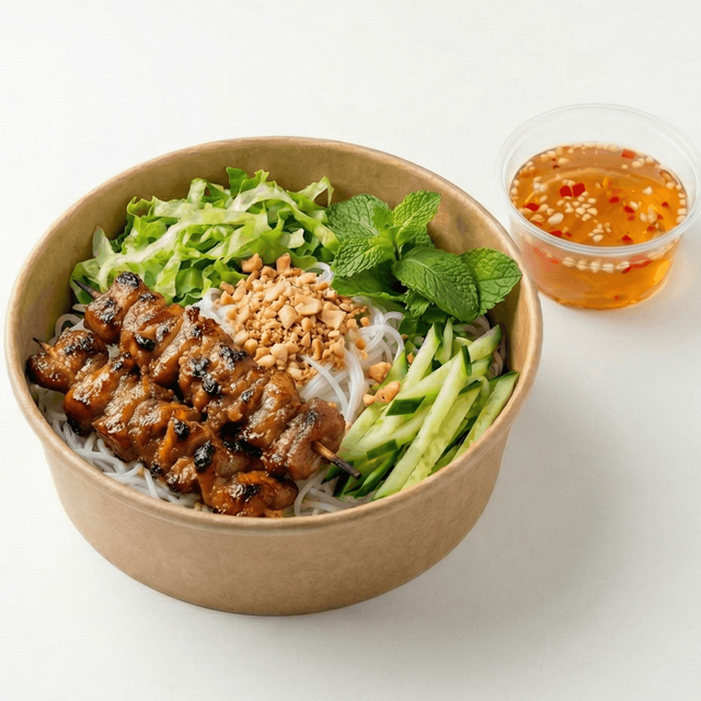 Reisnudeln mit Spießchen vom Schwein (Bún Thịt Nướng)