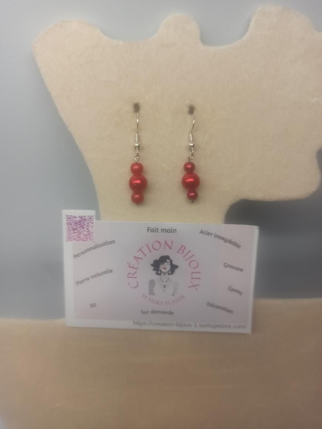 Boucle d'oreille rouge 