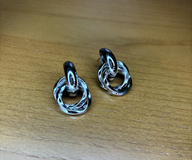 B.O à puce avec 2 anneaux rondes entrelacés