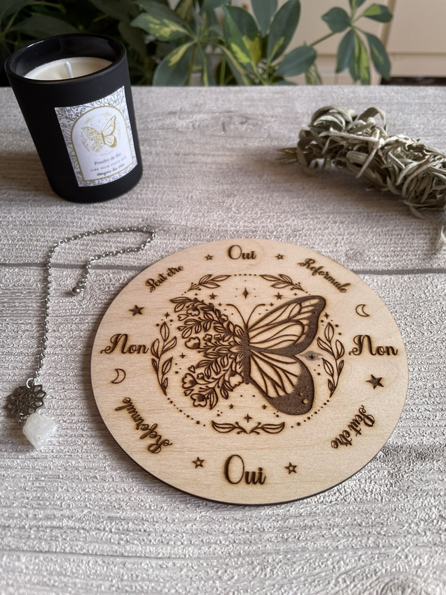 🌙 Planche de Divination au Pendule – Papillon Floral