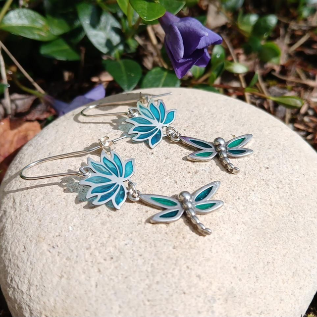 Les libellules - Boucles d'oreilles en émail plique à jour sur argent 