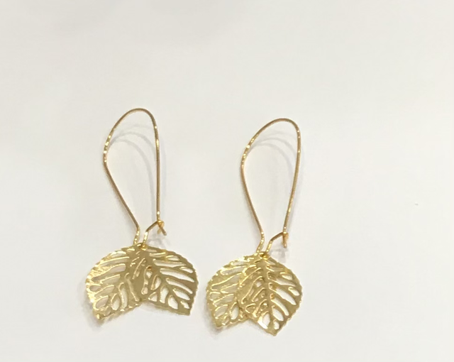 Gold Coloured Dangling - GCD29