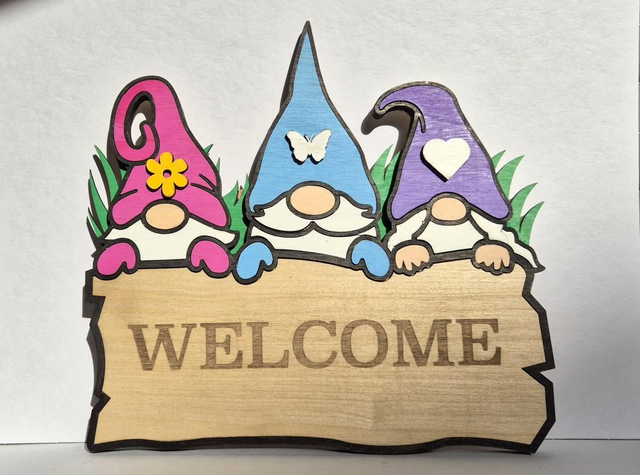 Welcome Gnome Plaque