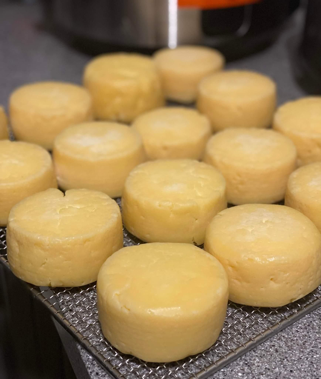Queijinho Curado - aged cheese 