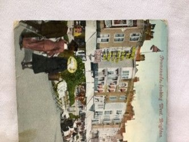 Brighton, Promenade looking West, Sussex, Posted 1913 Series No.40 postcard Our Ref No. R158 £2.00