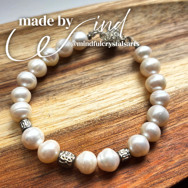 Natural Freshwater Pearl Bracelet – 10mm Beads