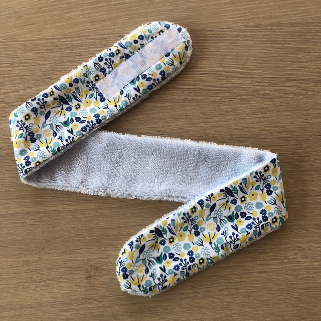 Bandeau de soin, fleurs bleus jaunes