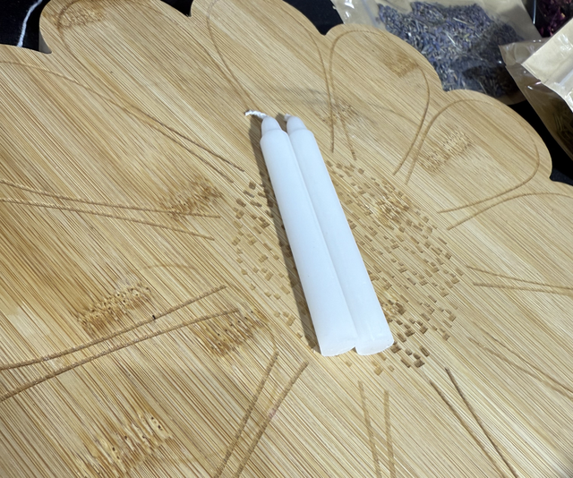 2x white spell candles