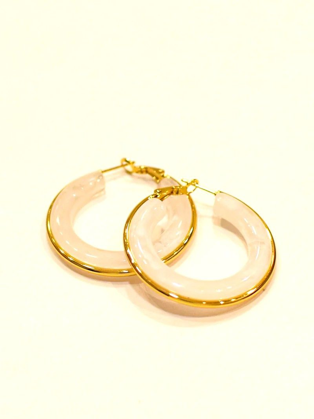 Boucles en acier doré &amp; Résine marbrée | MAELIS