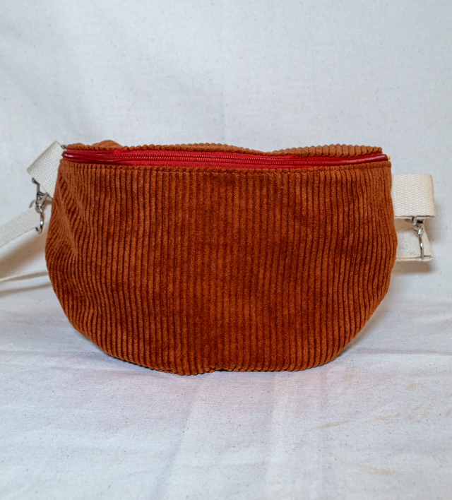 Banane en velours côtelé marron