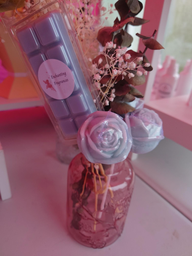 Wax Rose Vase 