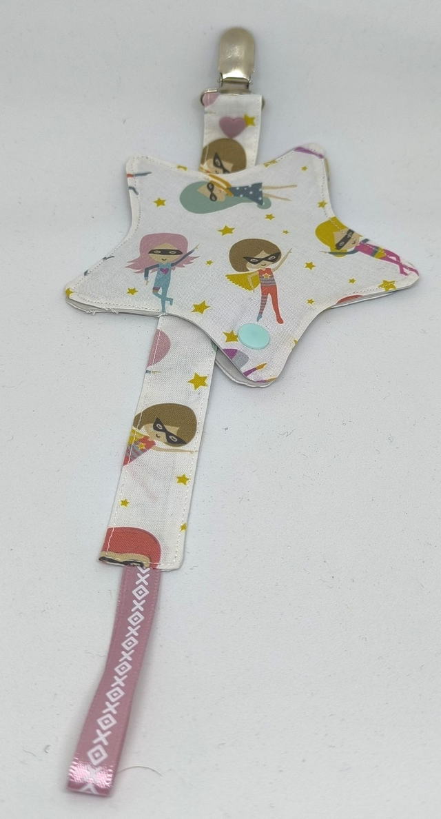 Range tétine avec petite pochette