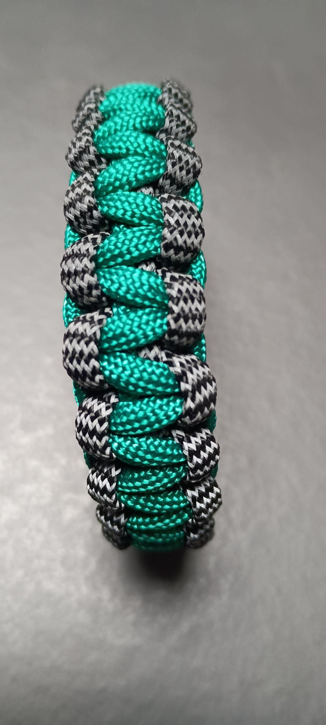 Bracelet en paracorde tressée 4mm