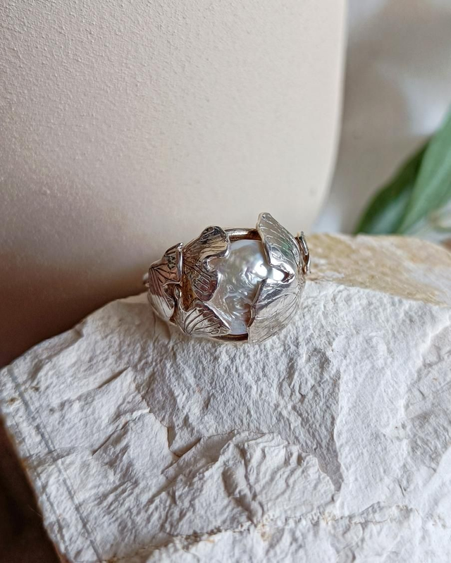 Anello Gingko e Perla