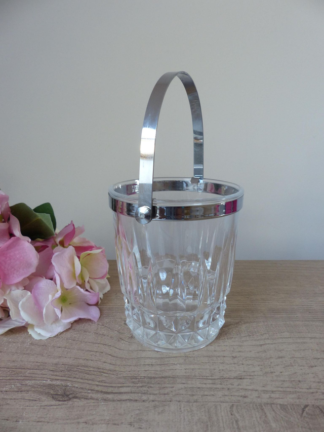 Seau à glaçons vintage Cristal d'Arques en cristal transparent, Décoration de bar français pour vos soirées élégantes, Art de la table chic