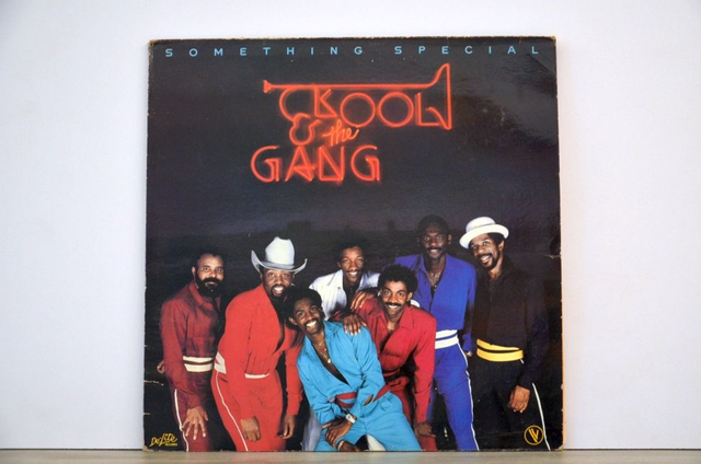 Kool &amp; The Gang - Something Special (1981)