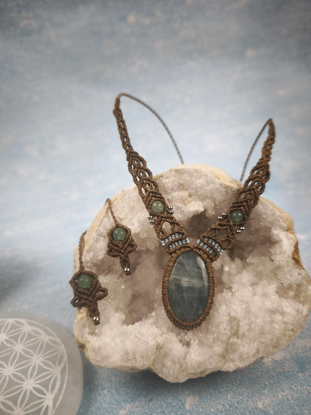 Collier aigue marine bleue 