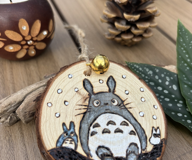 Boule de Noël Totoro 