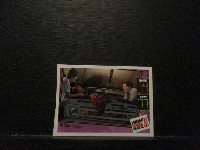 In The Garage - Location Card High School Musical 3 Senior Year Original Trading Card