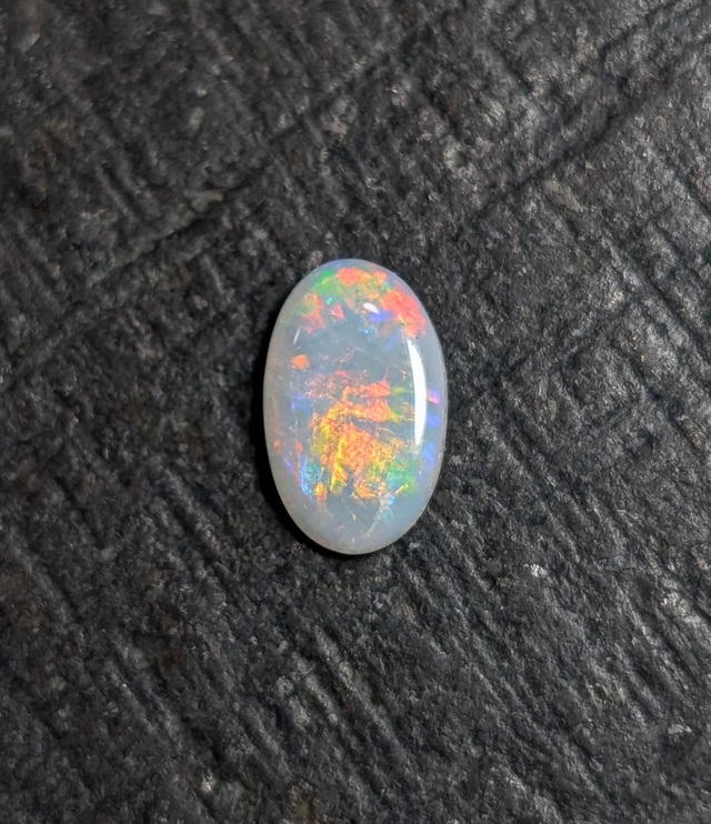 Opale australienne Mintabie 1,10 carats