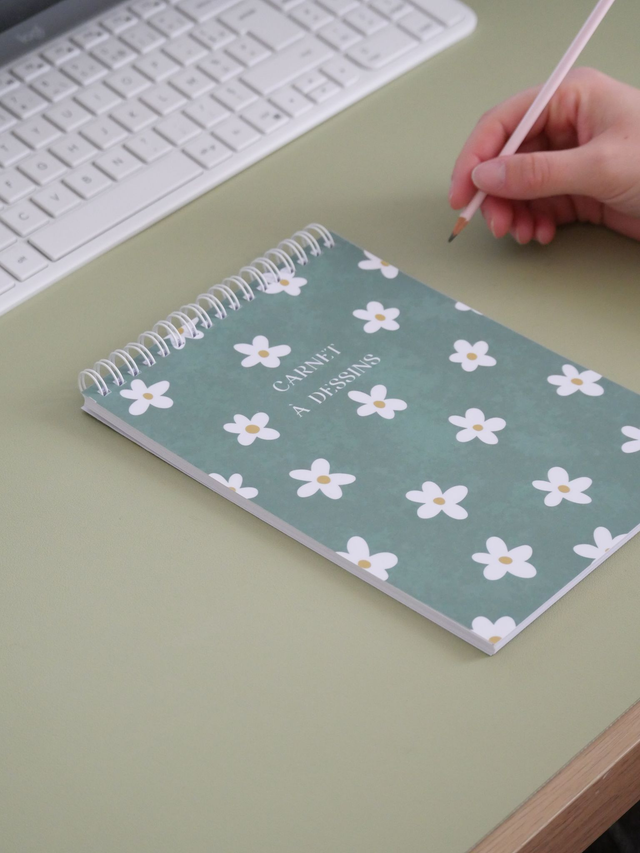 Carnet à dessins Fleuri