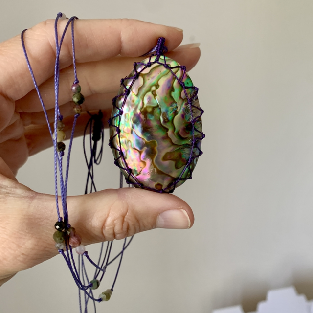 Sautoir, Abalone « Paua » coquille d’Ormeau de Nouvelle-Zélande