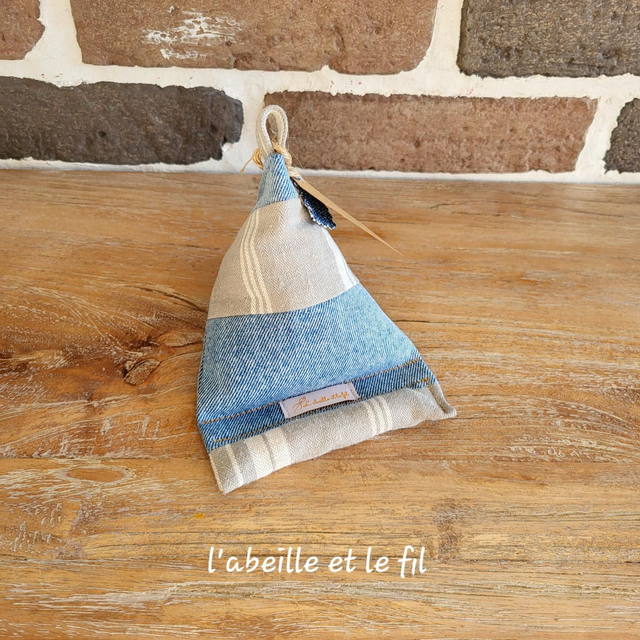 Support de téléphone en jean upcyclé- coutil