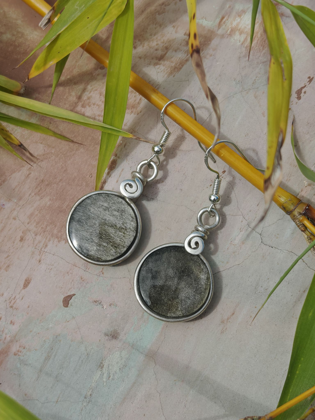 boucles d&#039;oreilles en obsidienne argenté