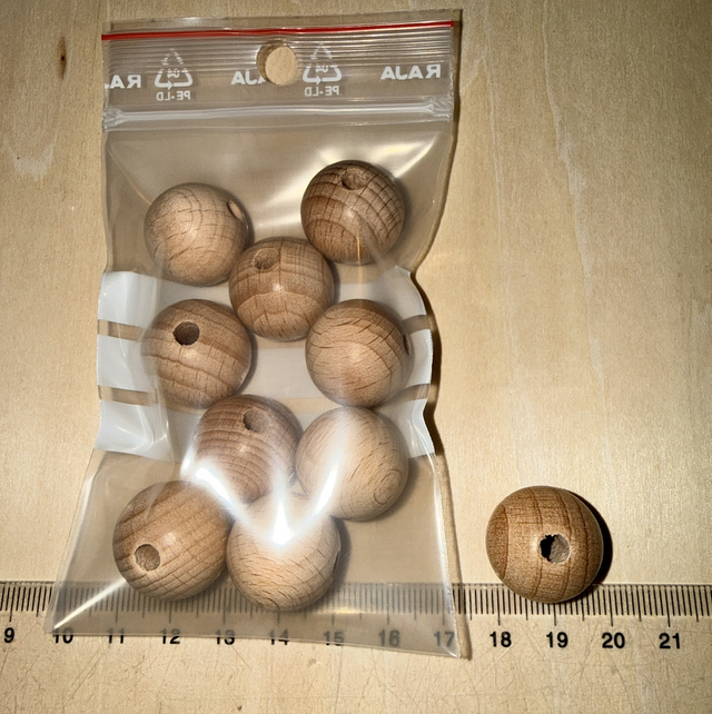 Lot 10 perles bois ronde 18 mm