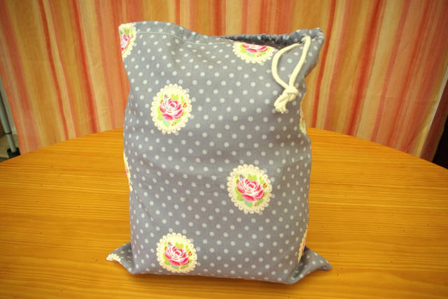 910.04/.05-Sac à lingerie fine L27 x H33 cm